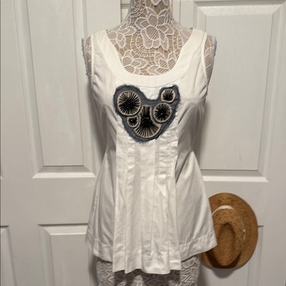 Vera Wang Lavender Label White Tank Top with Black Accents M EU40/US6 - Picture 1 of 12
